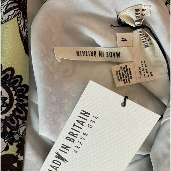 Ted Baker Paisley Mini Puff Sleeve Dress 100% Silk made in England - Picture 12 of 12